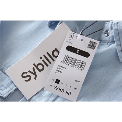 Лёгкая, приятная женская рубашка из тонкой джинсы  Испанский бренд Sybill*a