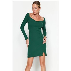 TRENDYOLMİLLA Yeşil Fitilli Kalp Yaka Vücuda Oturan Uzun Kol Esnek Mini Örme Elbise TWOAW24EL00389