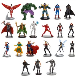 The Avengers - Marvel Mega Figure Gift Set