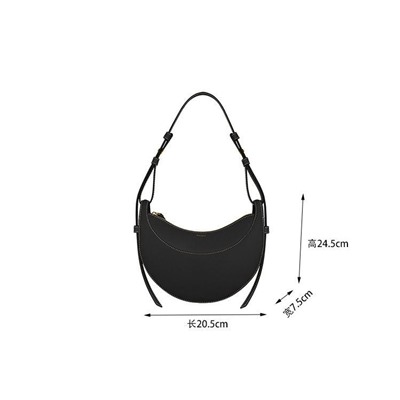 Женская сумочка в форме полумесяца