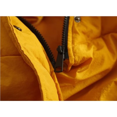 Зимняя куртка оверсайз средней длины с хлопковым подкладом. экспорт. L*C W*aikiki  Материал: ветро- и водонепроницаемая  ткань, наполнитель - шелковый хлопок (био-пух)