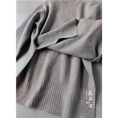Свободный полушерстянной свитер с длинными рукавами  🥰H&M