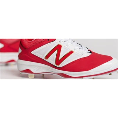 Low-Cut 4040v3 Metal Baseball Cleat