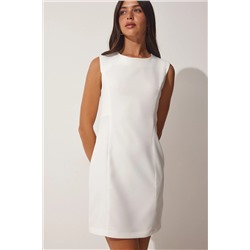 Happiness İstanbul Kadın Beyaz Kolsuz Basic Şık Elbise NS00390