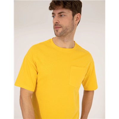 Sarı Regular Fit Düz Cepli Bisiklet Yaka Tişört