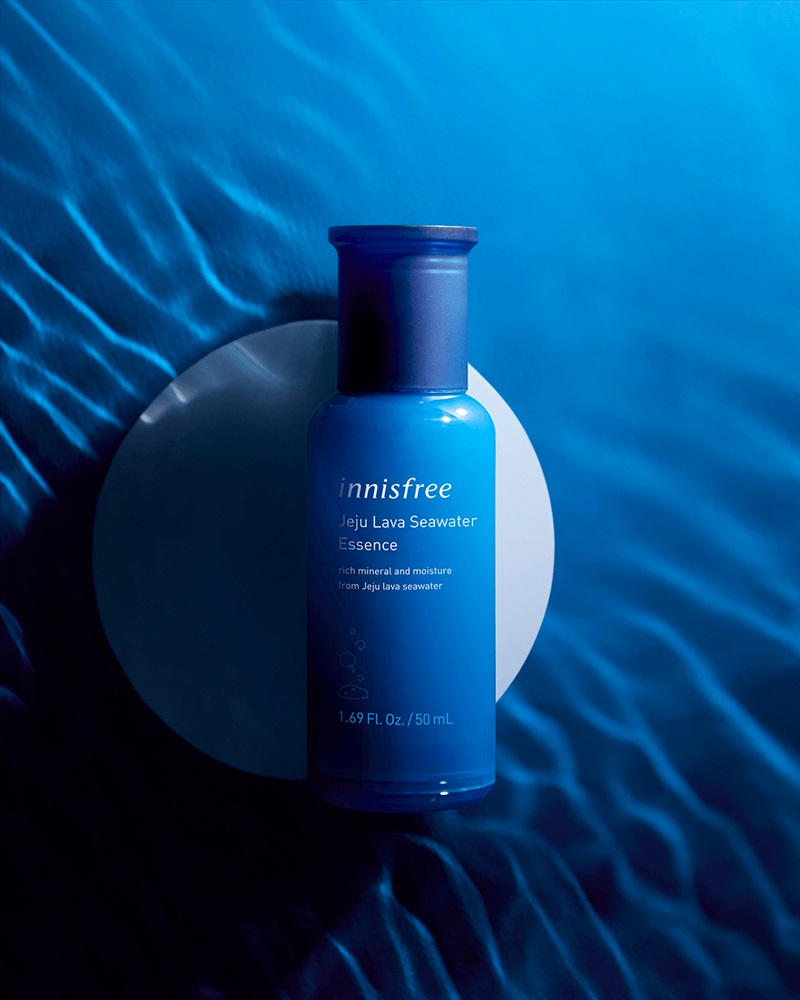 Deep essence. Jeju Lava seawater Essence , 50ml. Innisfree тонер Jeju Lava seawater Skin. Innisfree с вулканической морской водой. Innisfree Jeju Lava seawater Essence эссенция для лица с вулканической морской водой.