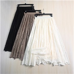 Шикарная двусторонняя юбка: одна сторона из нежного кружева, другая - блестящая плиссировка. Экспорт