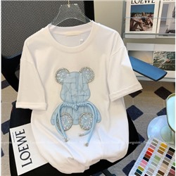 Летняя футболка с короткими рукавами и белым медведем