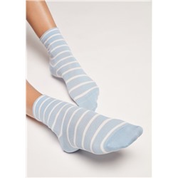 Kurze Socken mit Streifenmuster