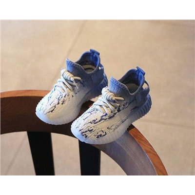 Детские кроссовки в стиле Adida*s Yeez*y ✔️  сетчатые, подошва резиновая. Очень лёгкие! На лето идеальный вариант